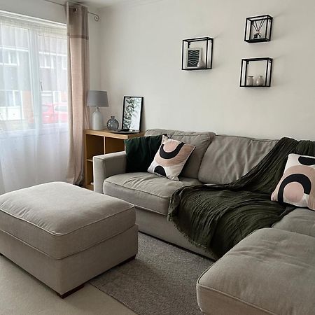 فيلا Stylish 3 Bed House هيتشن المظهر الخارجي الصورة